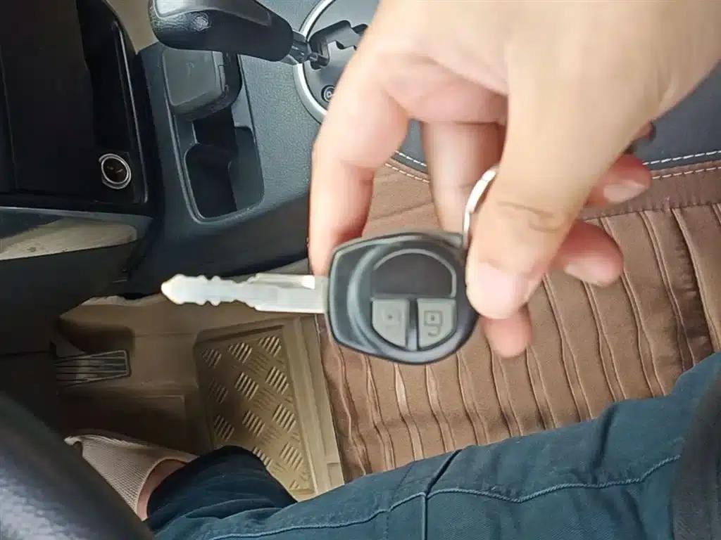SX4 2013 1.6L Automatic Cool Edition — миниатюра 9