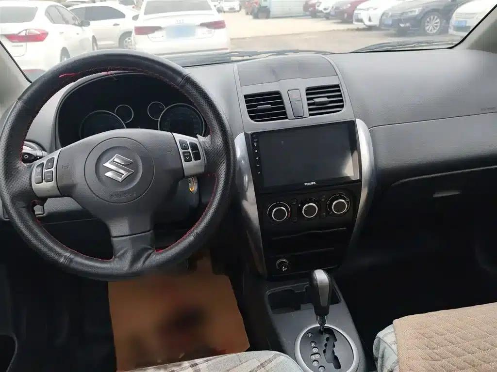 SX4 2013 1.6L Automatic Cool Edition — миниатюра 14