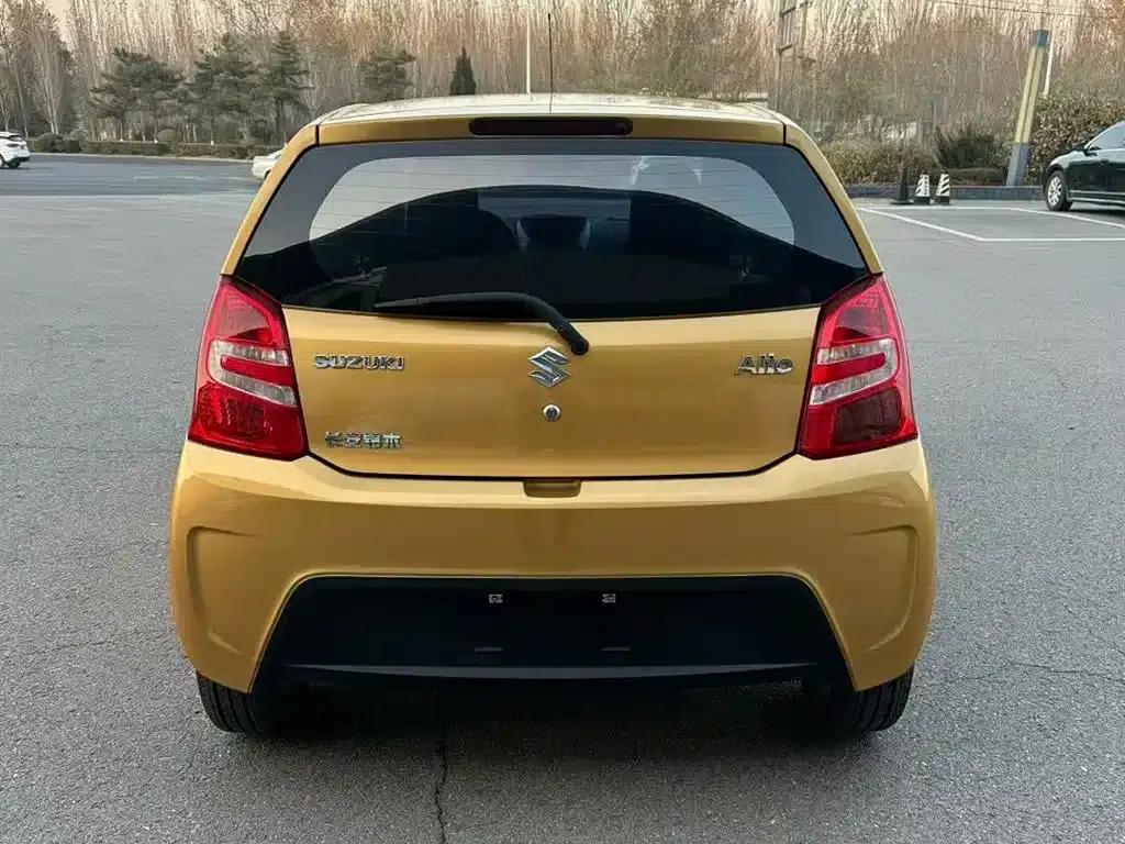 Alto 2013 1.0L Manual Deluxe — миниатюра 8