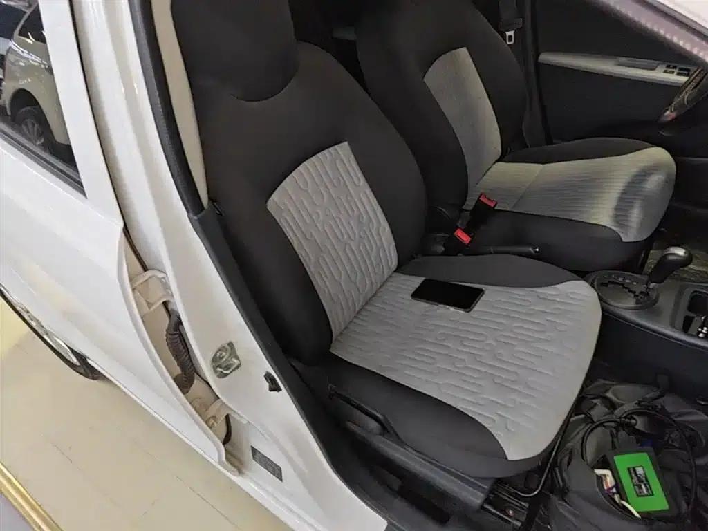 Alto 2013 1.0L Automatic Deluxe — миниатюра 25