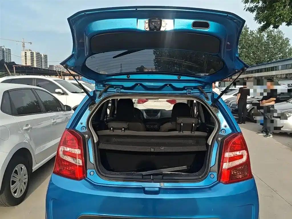Alto 2013 1.0L Manual Deluxe — миниатюра 19