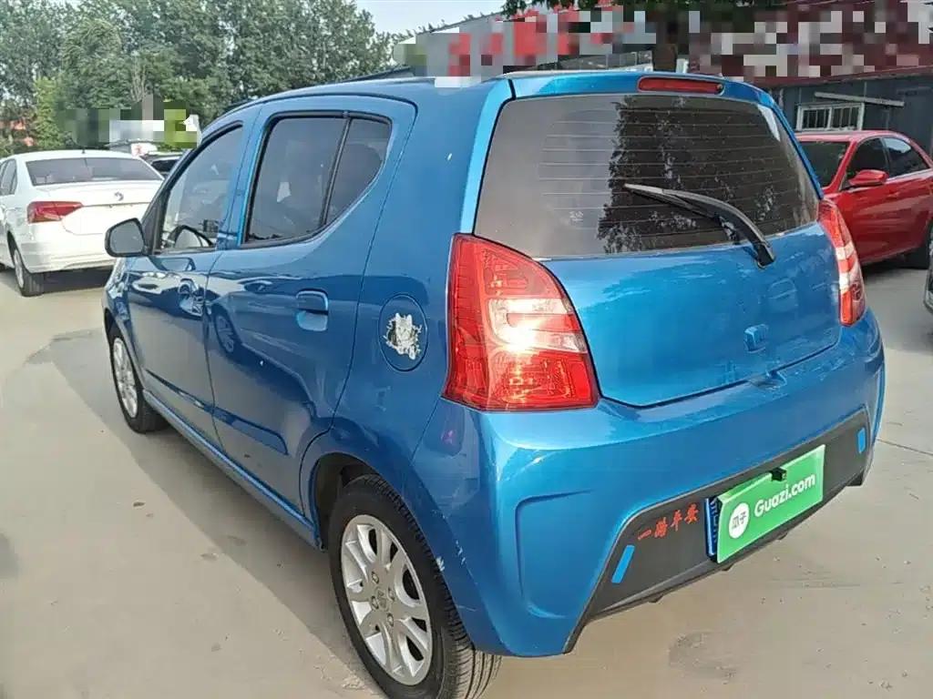 Alto 2013 1.0L Manual Deluxe — миниатюра 5