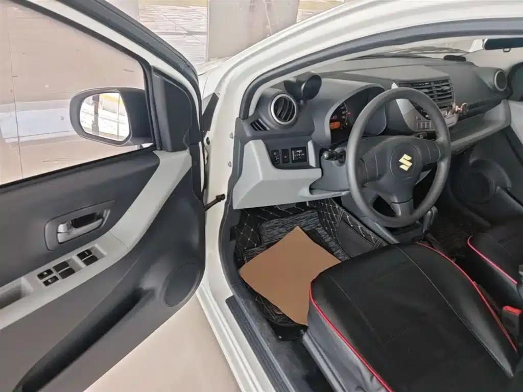 Alto 2016 1.0L Automatic Luxury Dynamic Edition — миниатюра 16