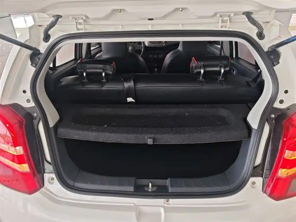 Alto 2016 1.0L Automatic Luxury Dynamic Edition — миниатюра 19