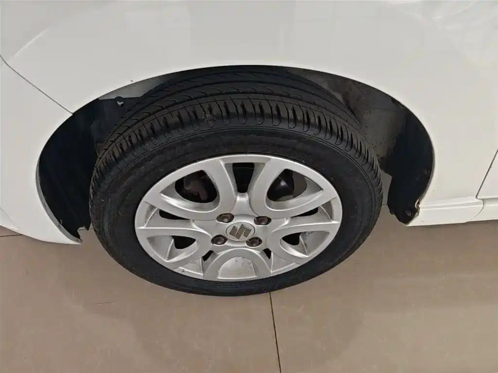 Alto 2016 1.0L Automatic Luxury Dynamic Edition — миниатюра 23