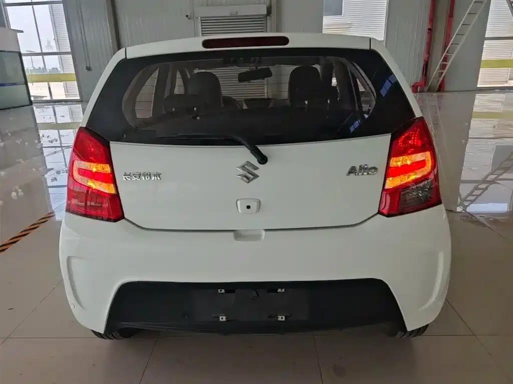 Alto 2016 1.0L Automatic Luxury Dynamic Edition — миниатюра 6