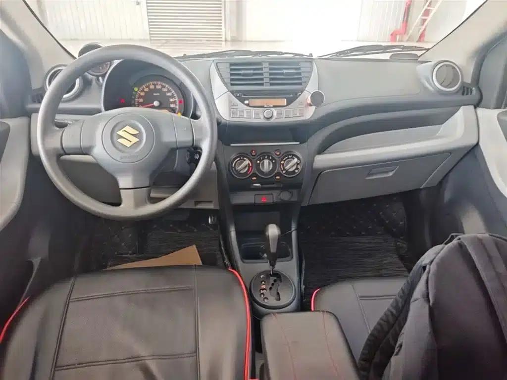 Alto 2016 1.0L Automatic Luxury Dynamic Edition — миниатюра 10