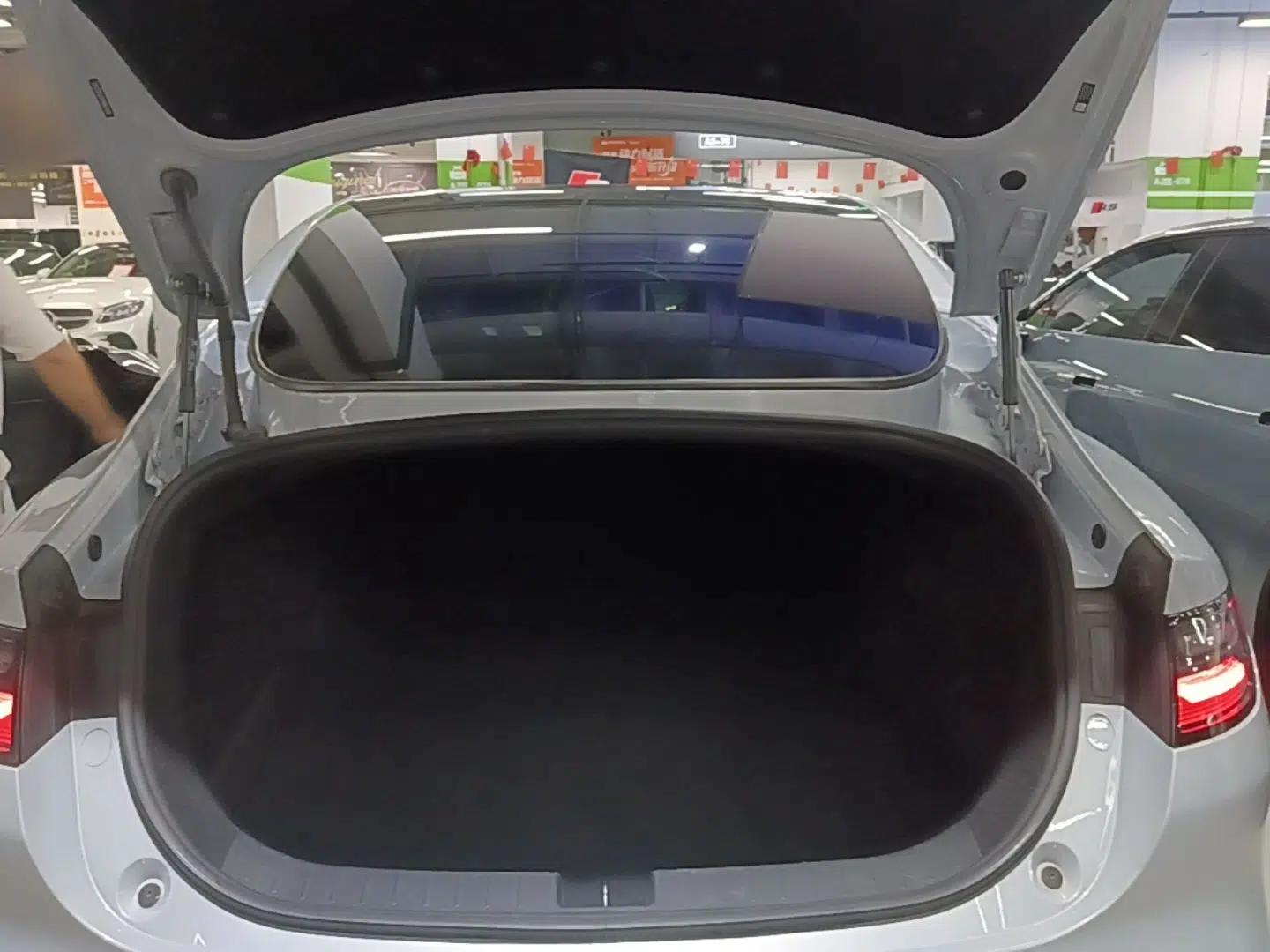 Leapmotor C01 2022 Rear-Drive Long-Range Version — миниатюра 17