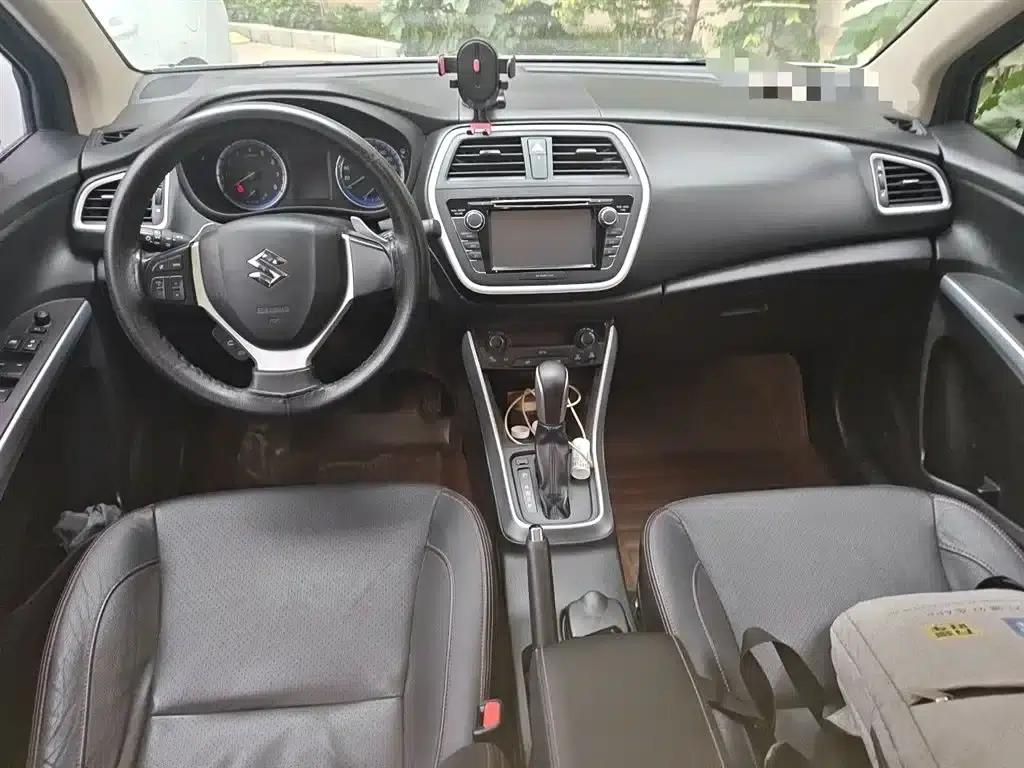 Vitara 2014 1.6L CVT 2WD Elite — миниатюра 6