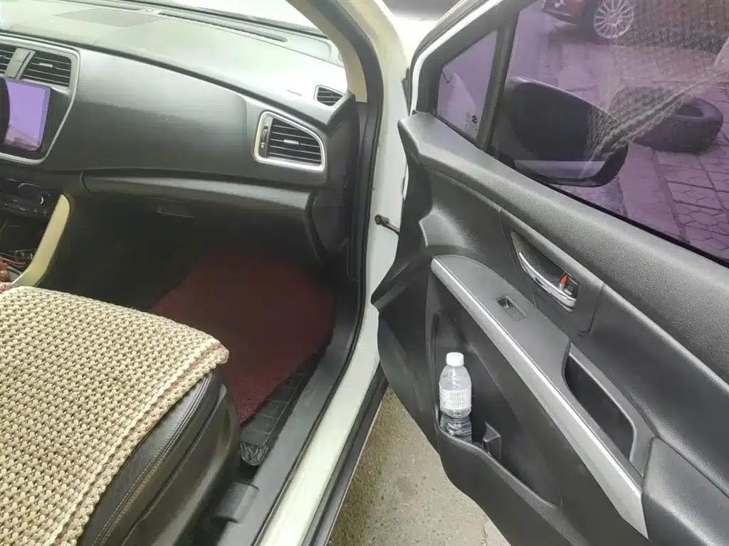 Vitara 2014 1.6L CVT 2WD Elite — миниатюра 22