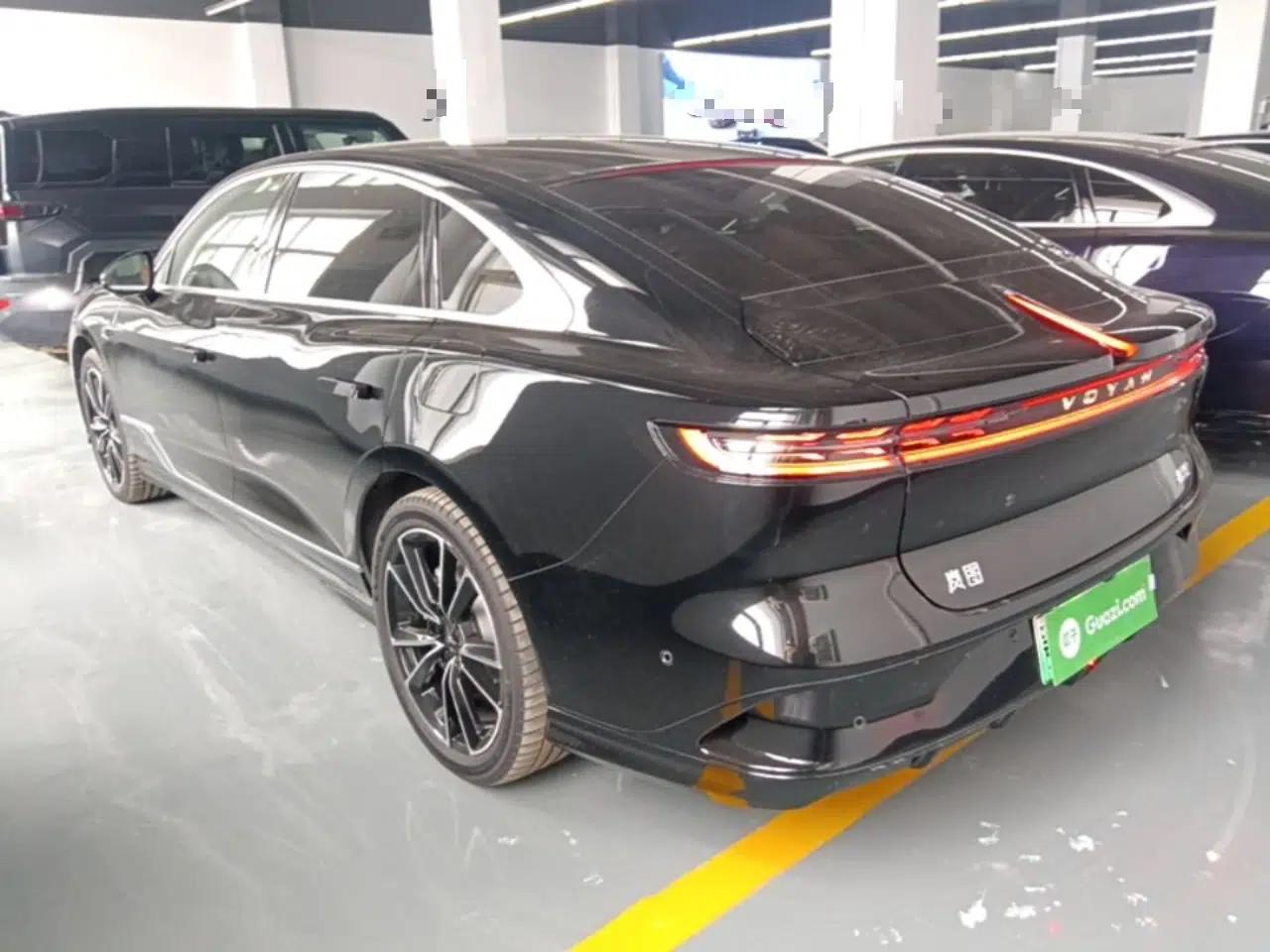 VOYAH PASSION 2024 PHEV Four-Wheel Drive Ultra-Long Range Flagship Model — миниатюра 7