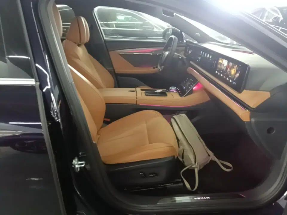VOYAH PASSION 2024 PHEV Four-Wheel Drive Ultra-Long Range Flagship Model — миниатюра 23