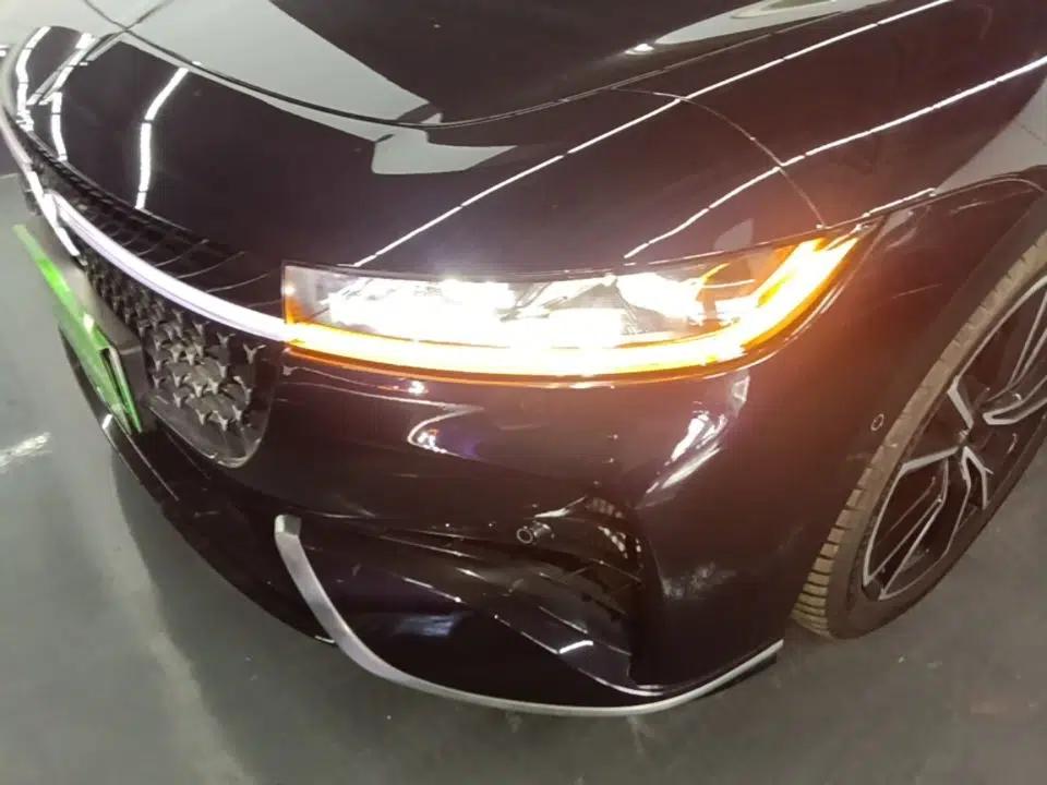 VOYAH PASSION 2024 PHEV Four-Wheel Drive Ultra-Long Range Flagship Model — миниатюра 5