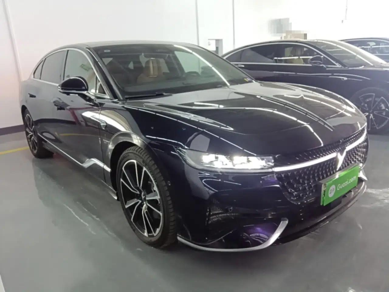 VOYAH PASSION 2024 PHEV Four-Wheel Drive Ultra-Long Range Flagship Model — миниатюра 6