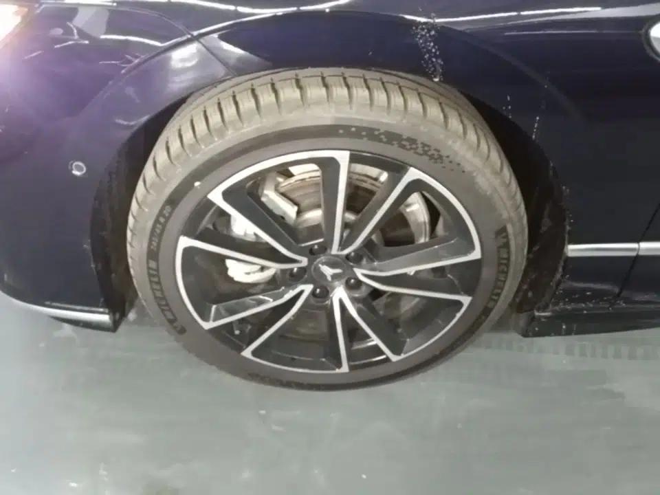 VOYAH PASSION 2024 PHEV Four-Wheel Drive Ultra-Long Range Flagship Model — миниатюра 9