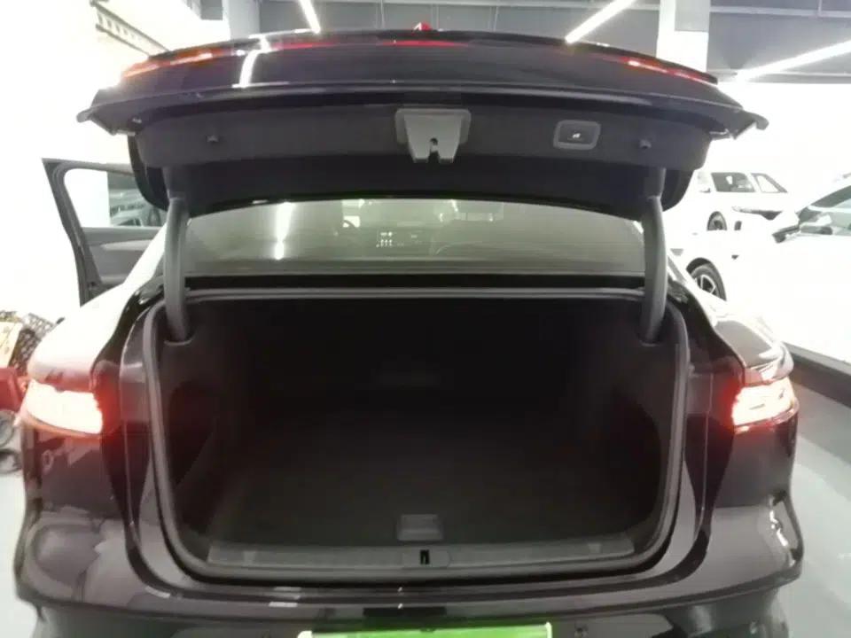 VOYAH PASSION 2024 PHEV Four-Wheel Drive Ultra-Long Range Flagship Model — миниатюра 21