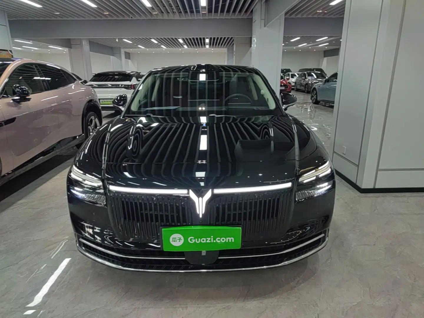 VOYAH Lantu Chiguang L 2026 Four-Wheel-Drive Ultra — миниатюра 2