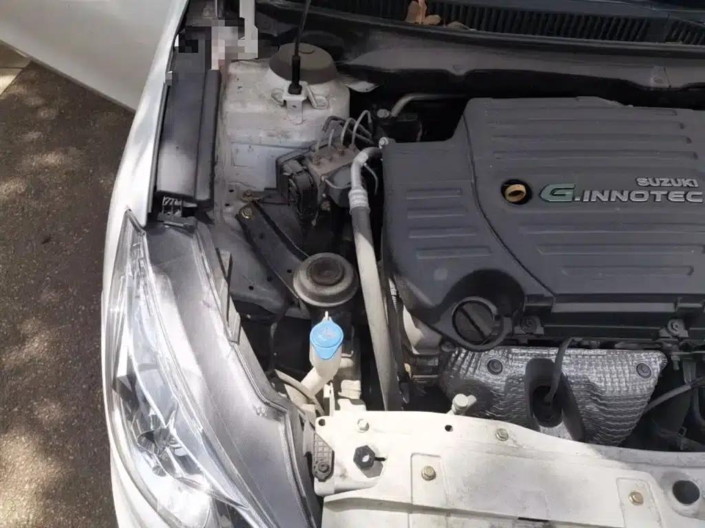 Ciaz 2015 1.6L Automatic Comfort Edition — миниатюра 23