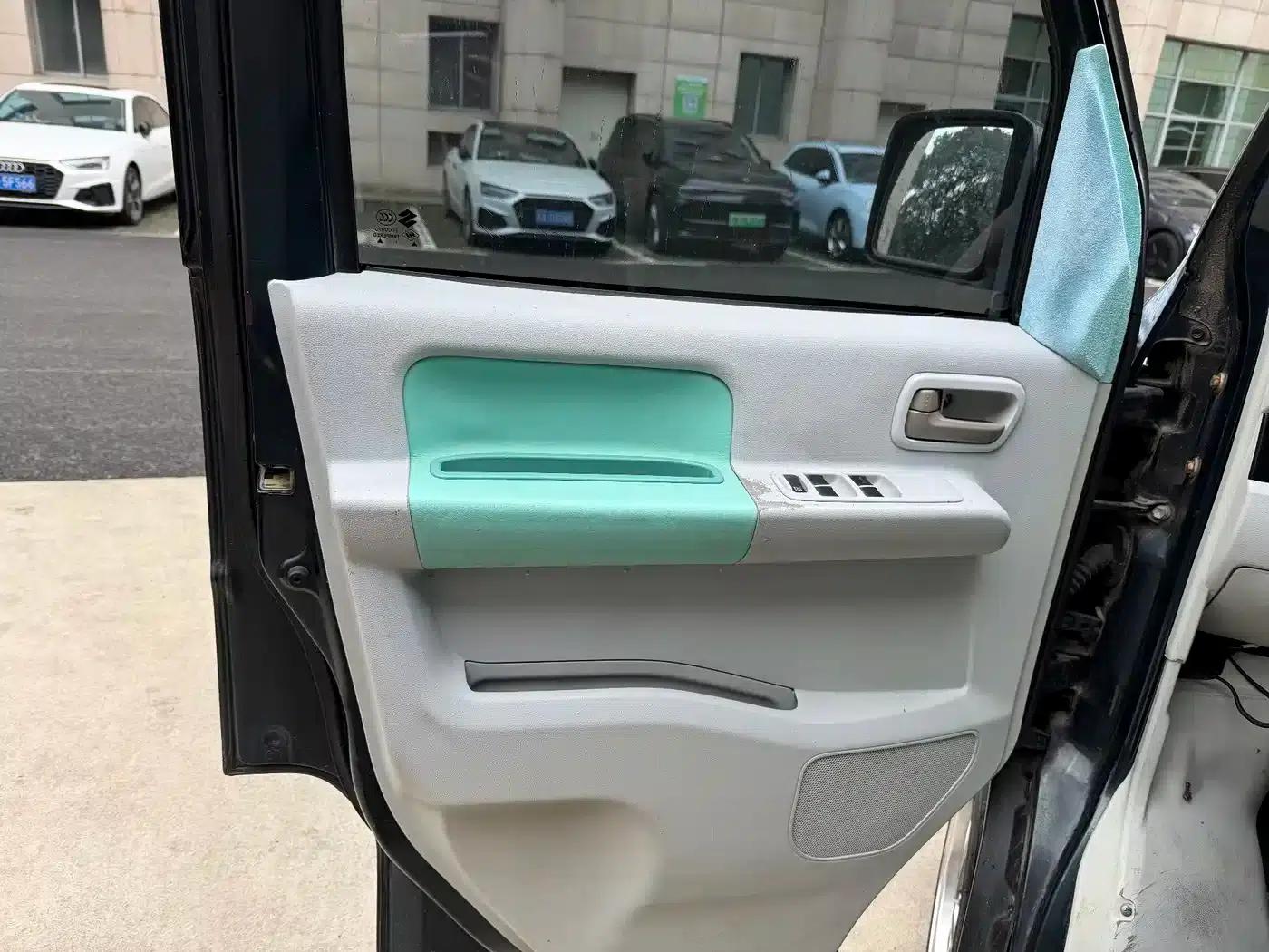 Langdi 2009 1.4L Manual Comfort Sunny Edition — миниатюра 9