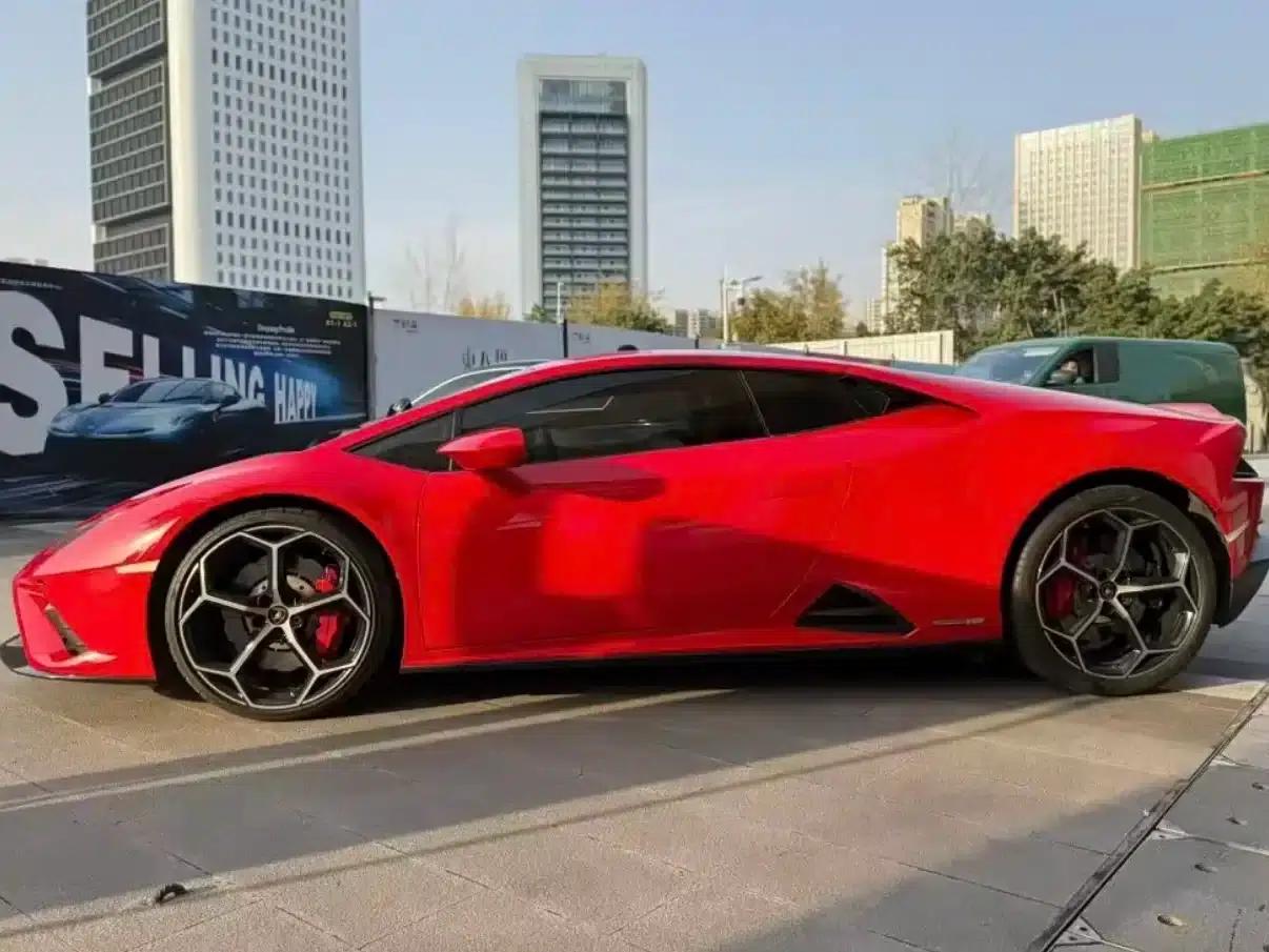 Huracán 2020 Huracán EVO RWD — миниатюра 2