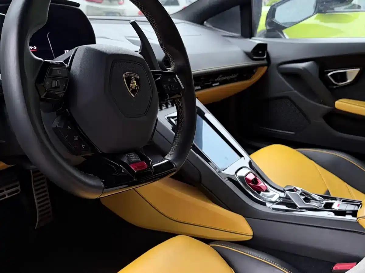 Huracán 2020 Huracán EVO RWD — миниатюра 3