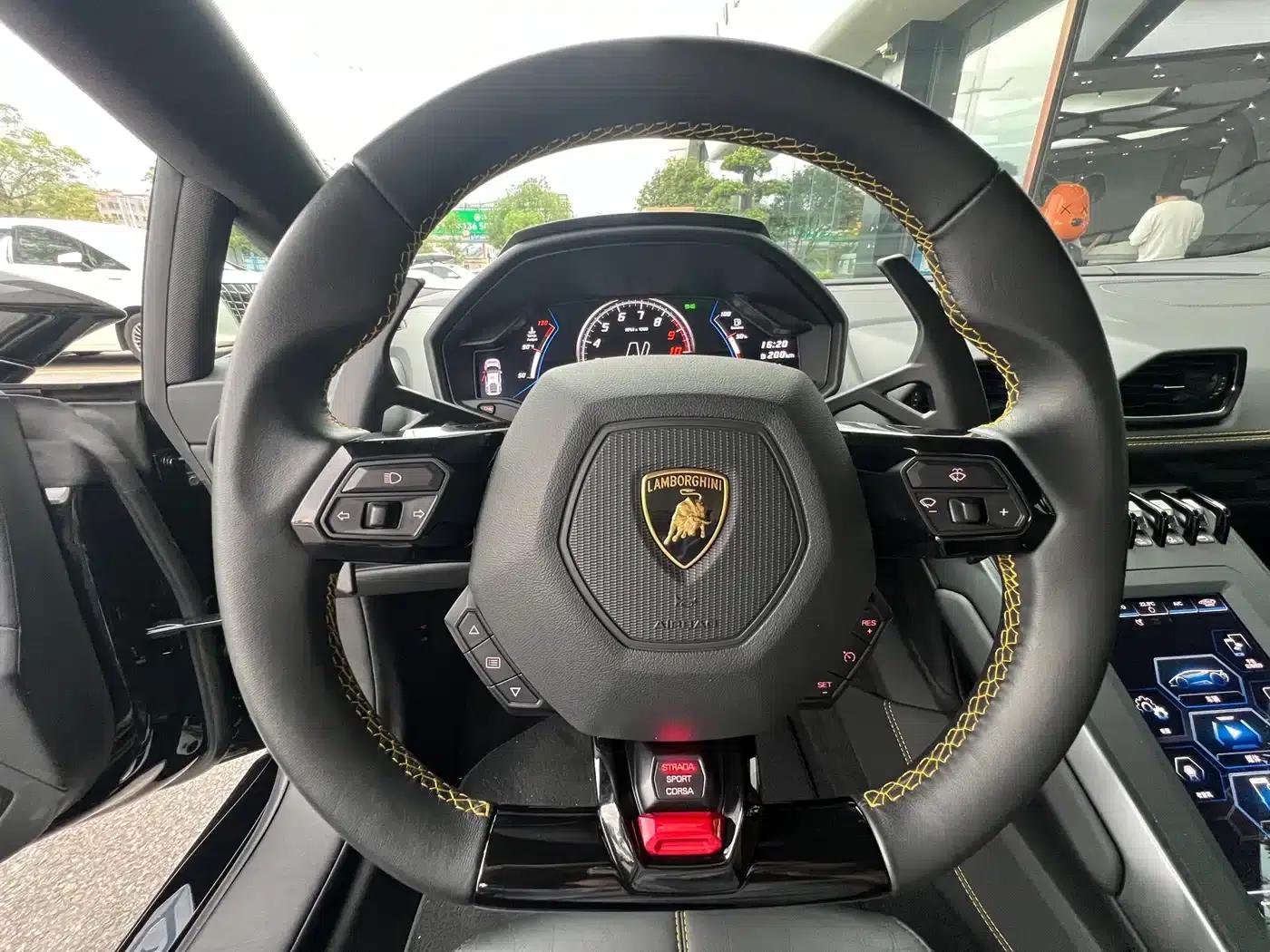 Huracán 2020 Huracán EVO RWD — миниатюра 7