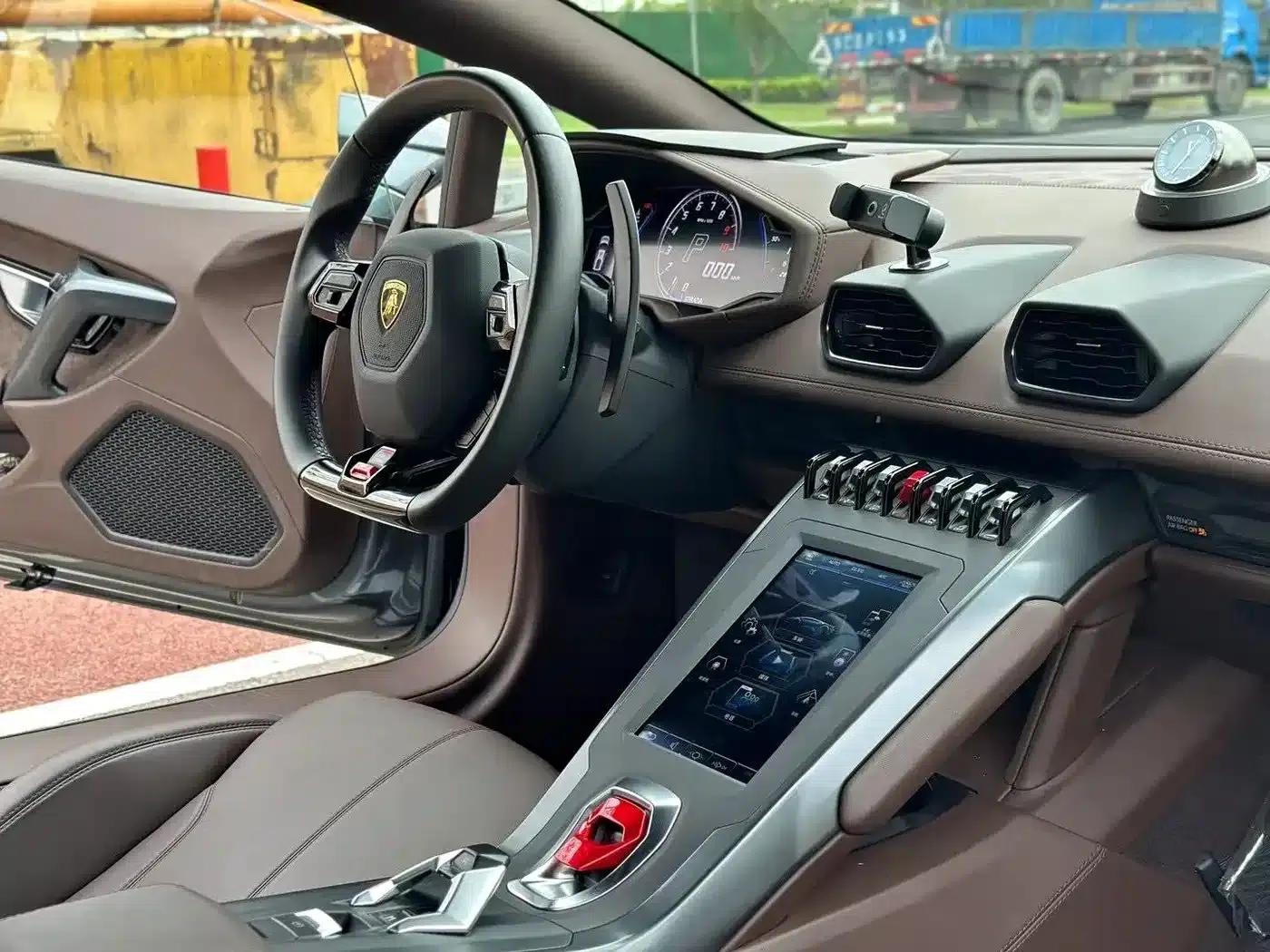 Huracán 2020 Huracán EVO RWD — миниатюра 6