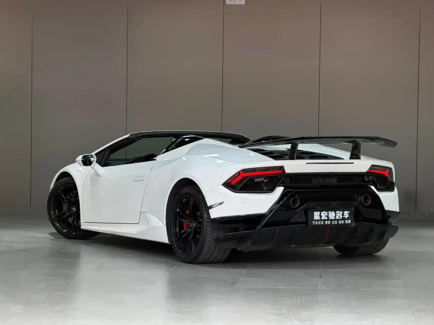 Huracán 2017 Huracán RWD Spyder — миниатюра 3