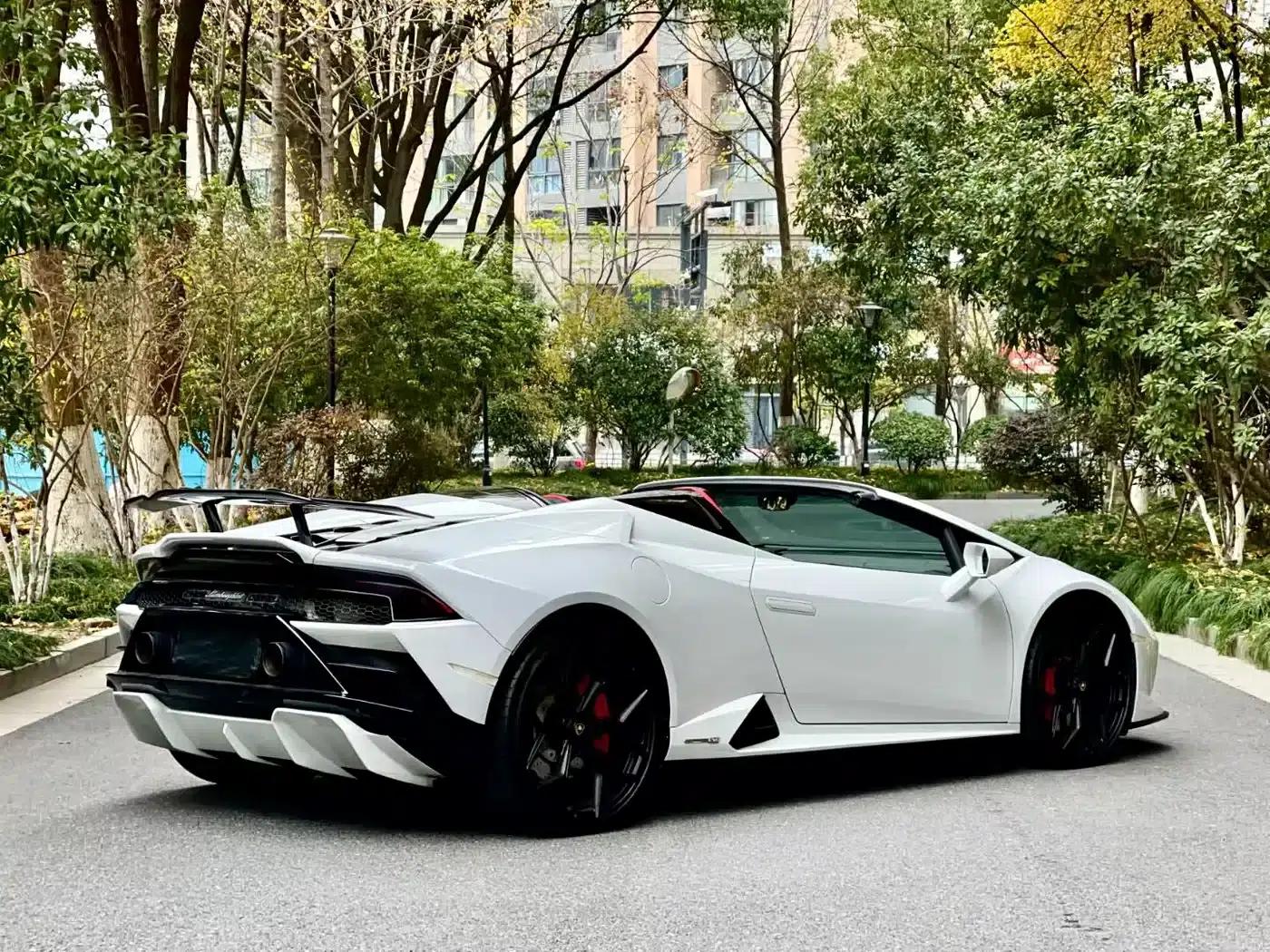 Huracán 2020 Huracán EVO RWD Spyder — миниатюра 4
