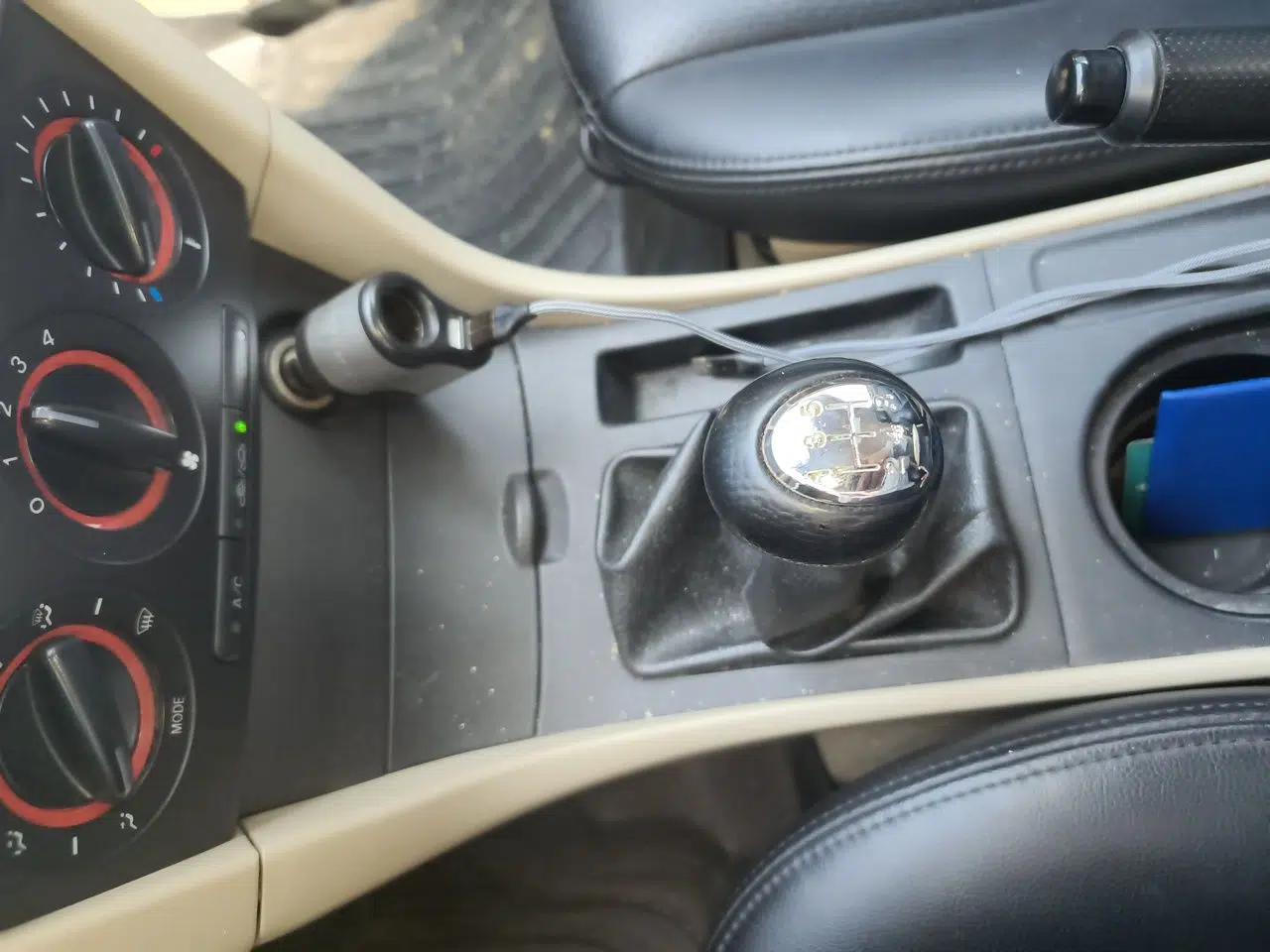 Mazda 3 2012 1.6L Manual Classic Special Offer — миниатюра 15