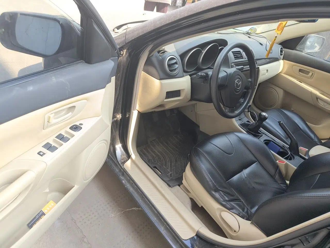 Mazda 3 2012 1.6L Manual Classic Special Offer — миниатюра 17