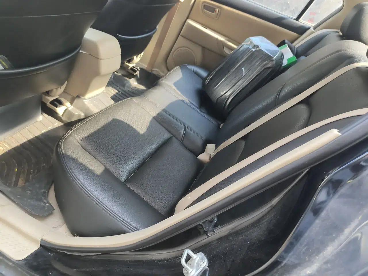 Mazda 3 2012 1.6L Manual Classic Special Offer — миниатюра 18