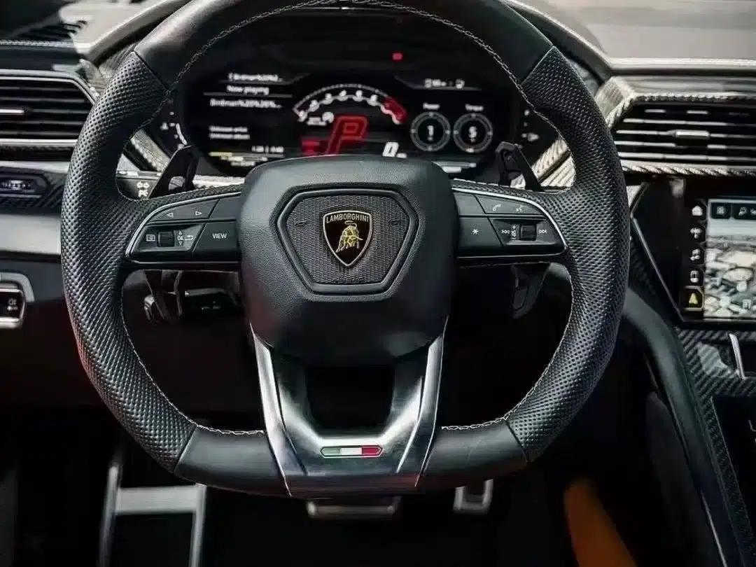 2021 Urus 4.0T V8 — миниатюра 4