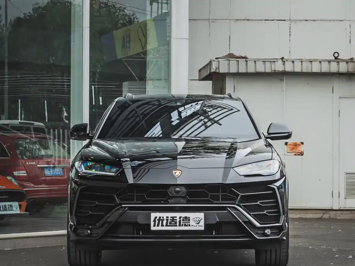 2021 Urus 4.0T V8 — миниатюра 2