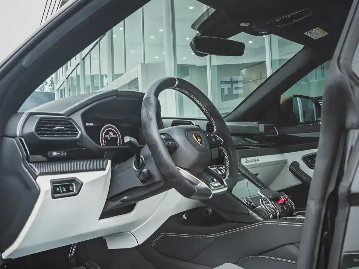 2021 Urus 4.0T V8 — миниатюра 4