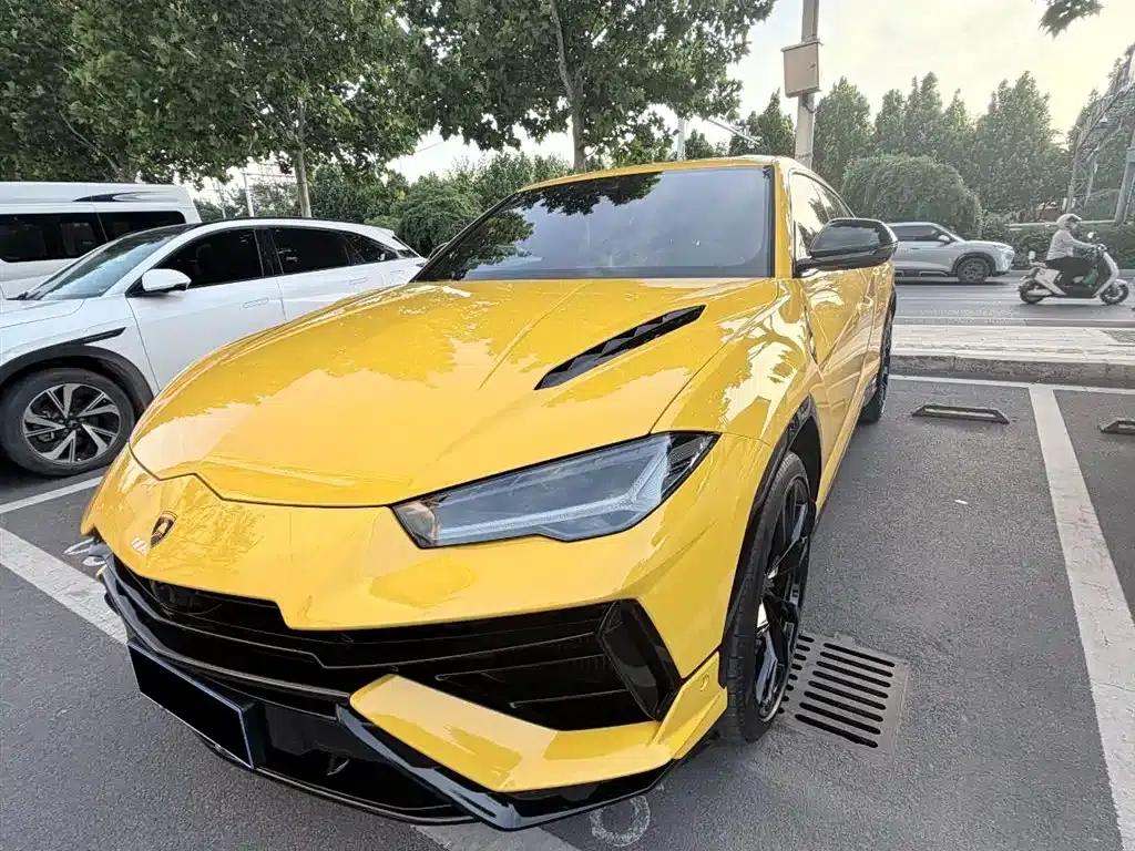 2023 Urus 4.0T V8 S — миниатюра 3