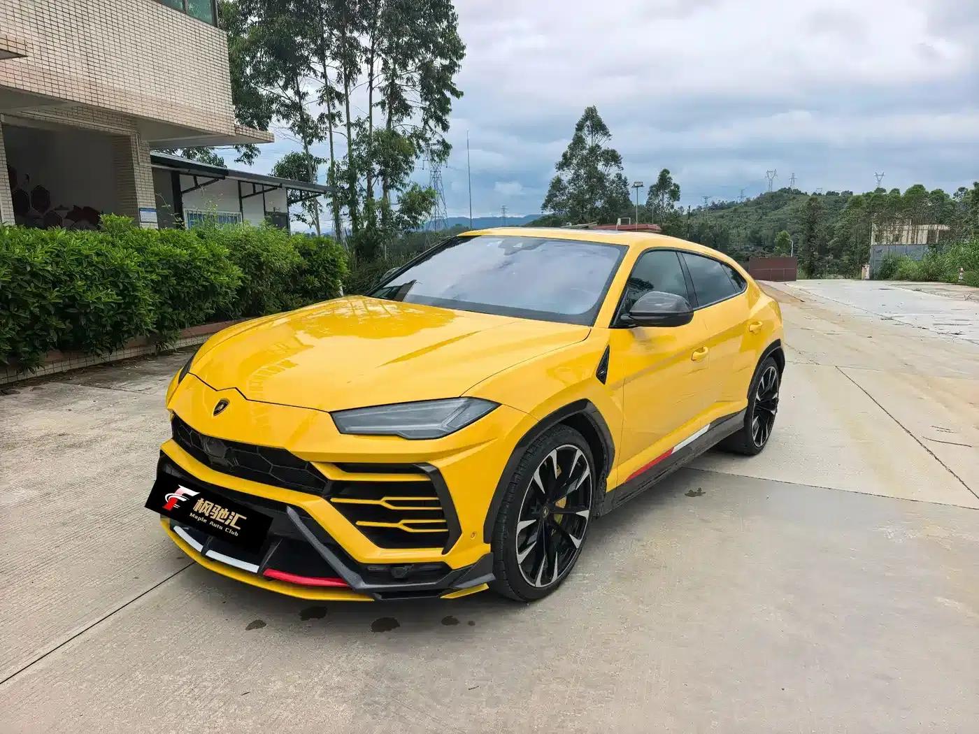 2018 Urus 4.0T V8 — миниатюра 1