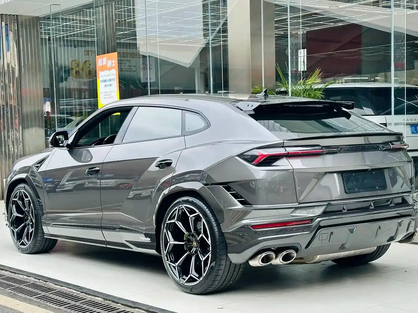 Urus 2022 4.0T V8 Performante — миниатюра 2