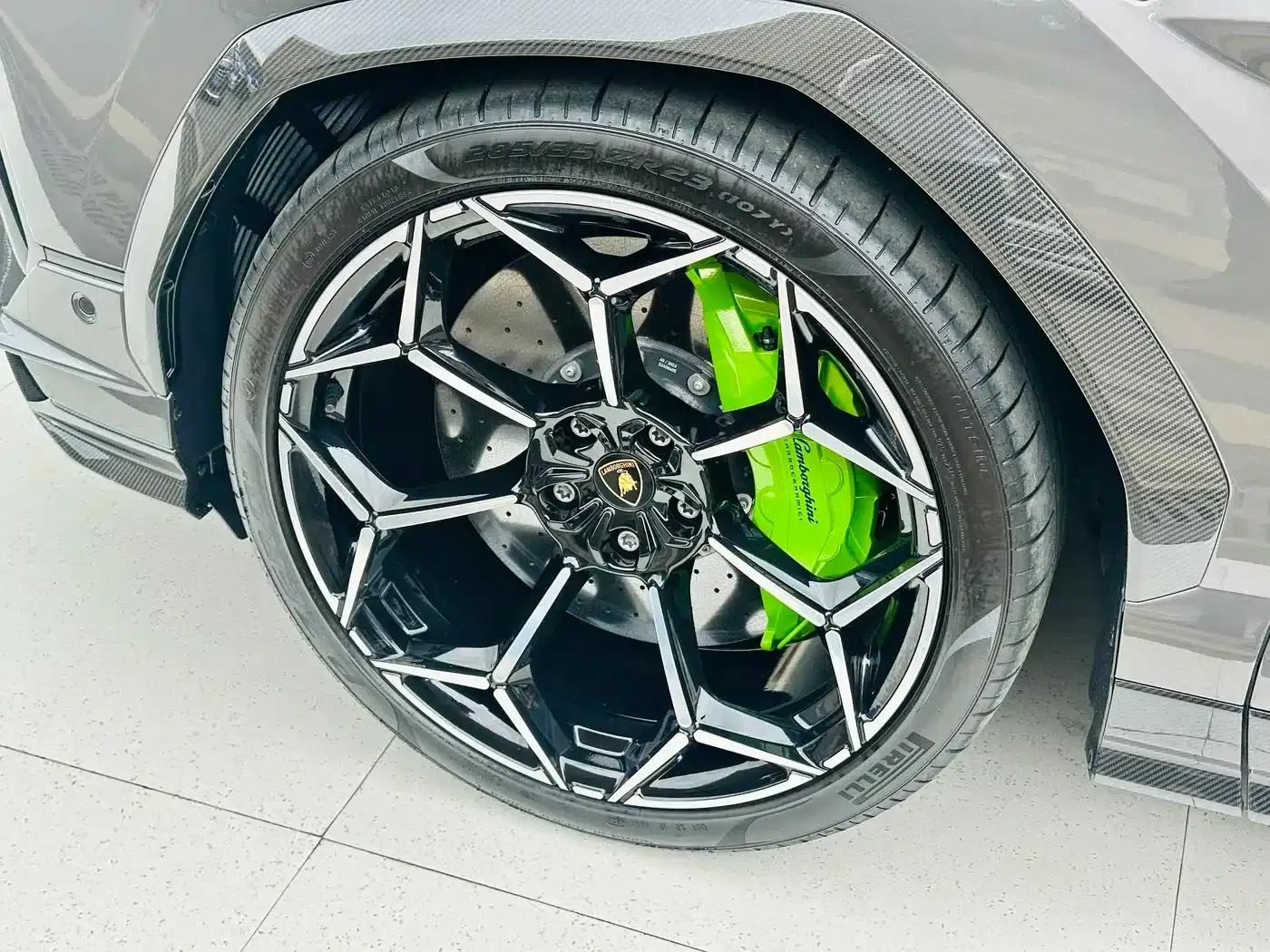 Urus 2022 4.0T V8 Performante — миниатюра 13