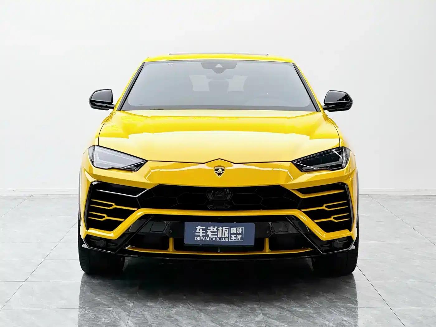 2021 Urus 4.0T V8 — миниатюра 2