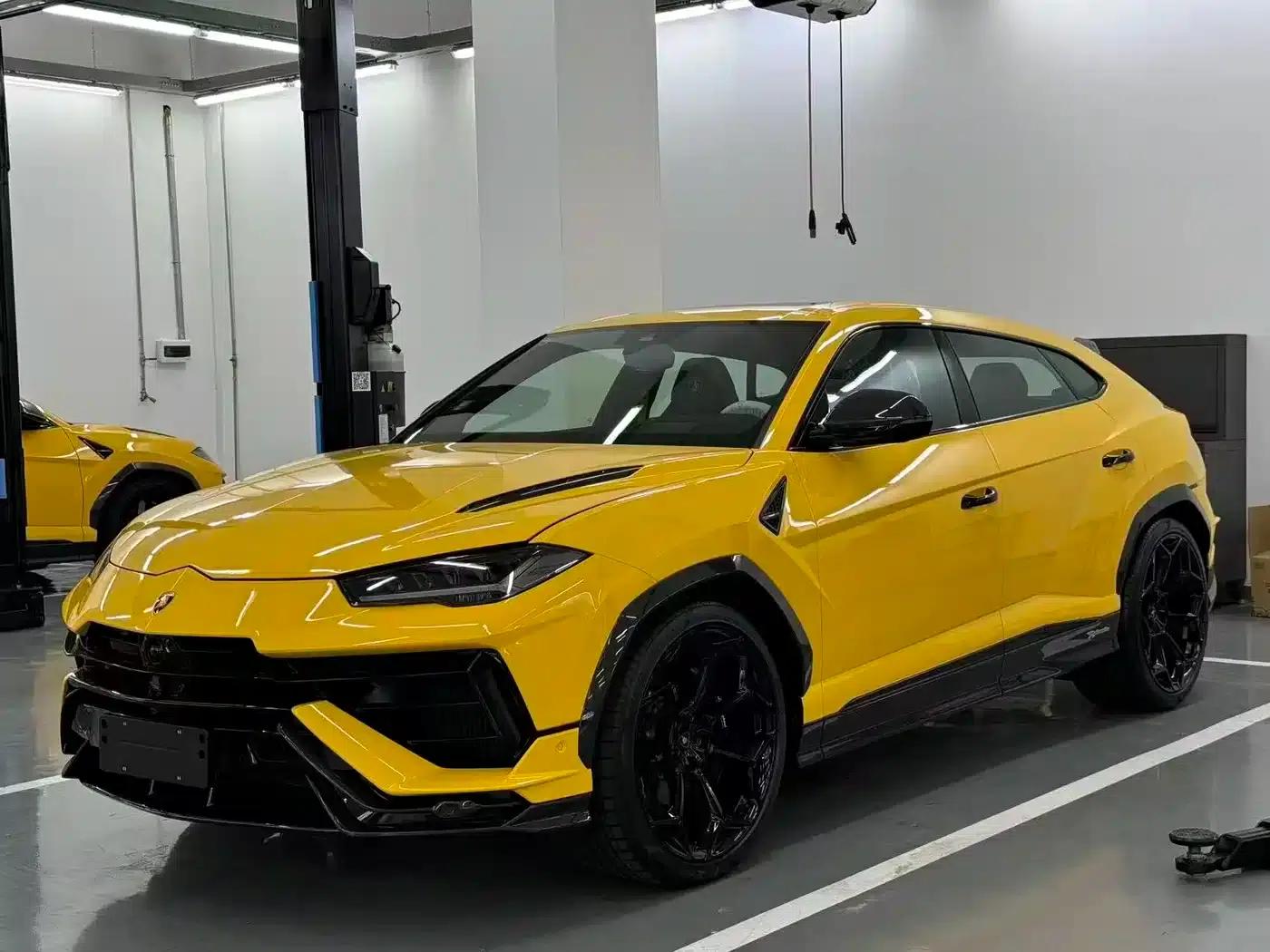 Urus 2022 4.0T V8 Performante — миниатюра 1