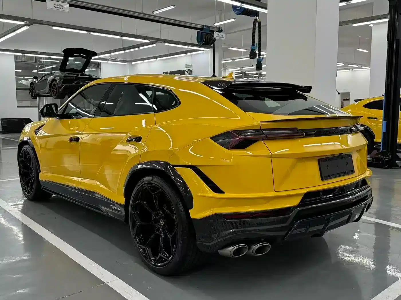 Urus 2022 4.0T V8 Performante — миниатюра 2