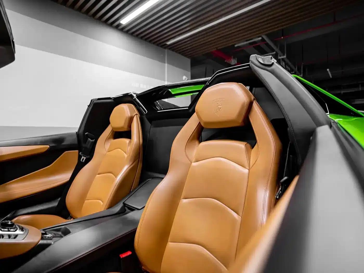 2013 Aventador LP 700-4 Roadster — миниатюра 11
