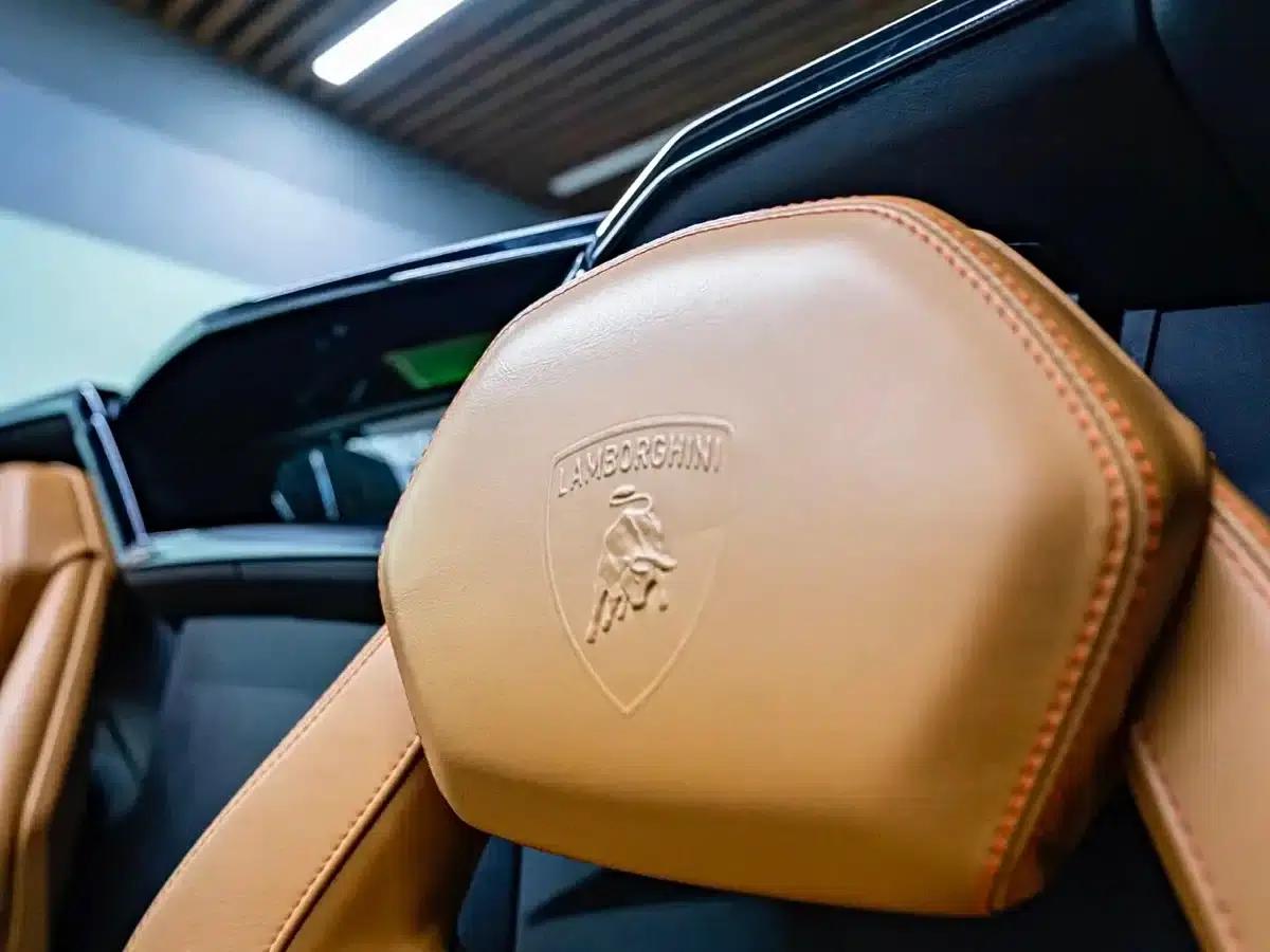 2013 Aventador LP 700-4 Roadster — миниатюра 10