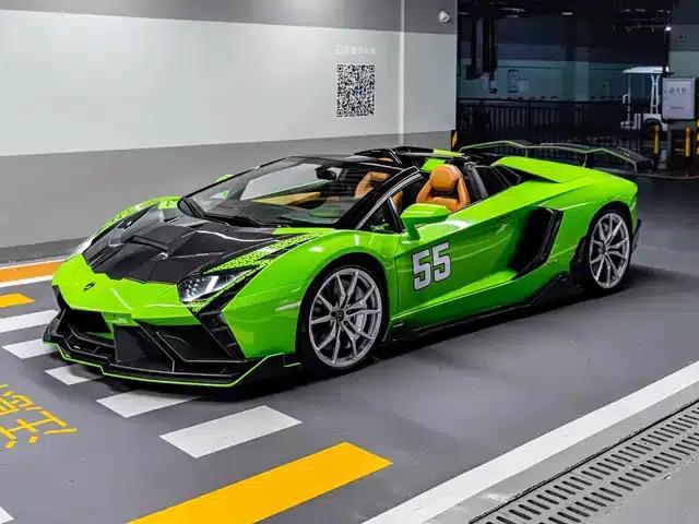 2013 Aventador LP 700-4 Roadster