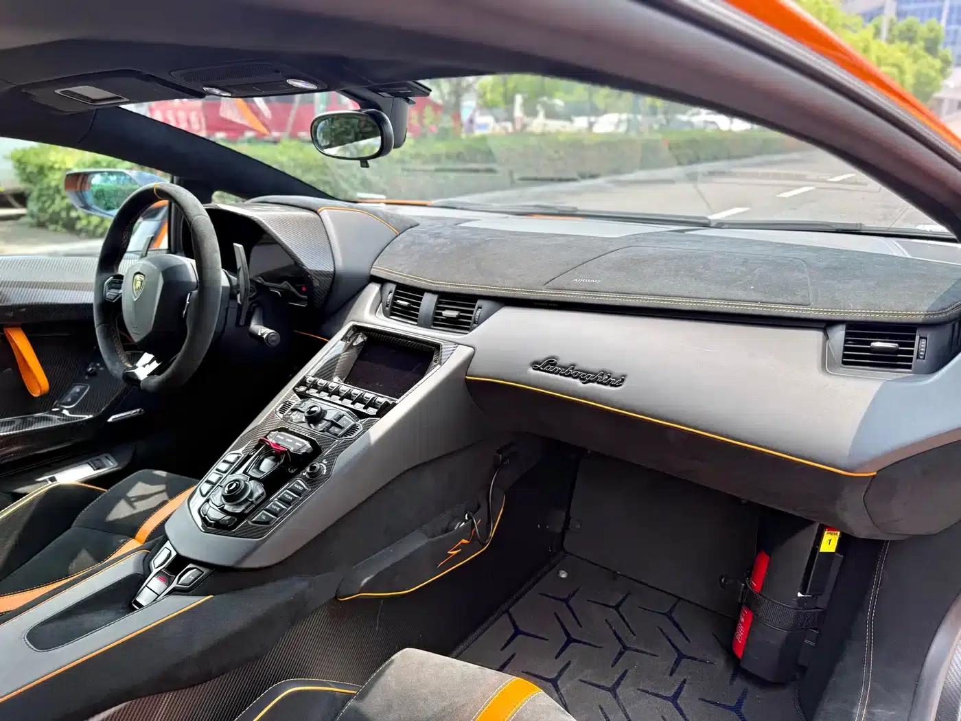 2015 Aventador LP 750-4 Superveloce — миниатюра 6