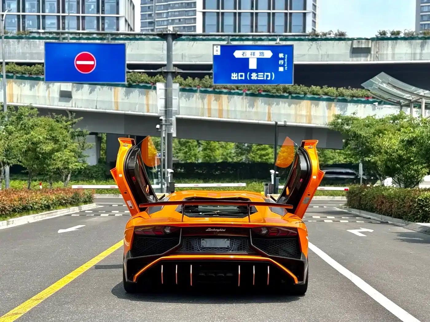 2015 Aventador LP 750-4 Superveloce — миниатюра 8