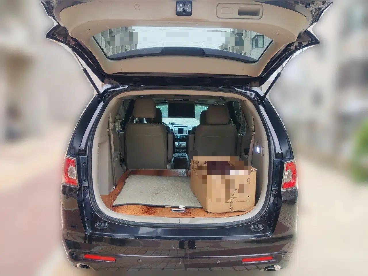 Mazda 8 2011 2.3L Ultimate Edition — миниатюра 20