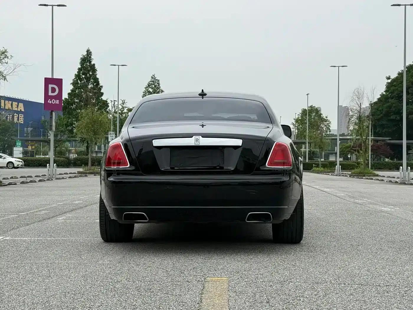 2010 Ghost 6.6T Standard Edition — миниатюра 7