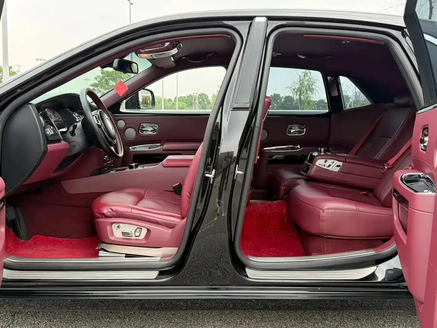 2010 Ghost 6.6T Standard Edition — миниатюра 10